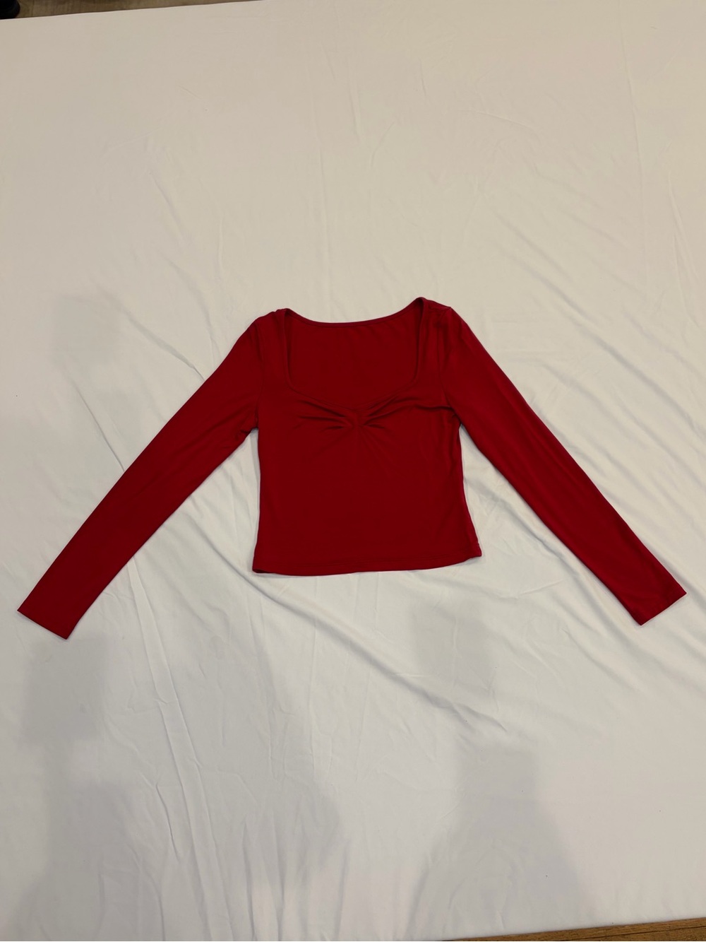 Red Long Sleeve Twist Front Crop Top Women’s Small